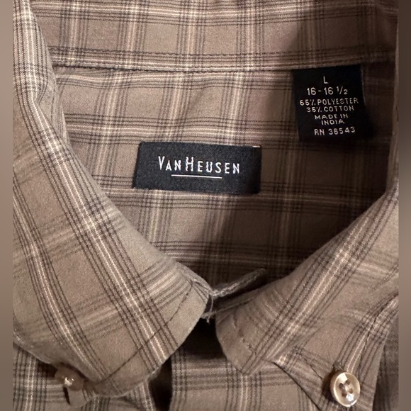 Bundle of 3 Van Heusen Men’s Short Sleeve Button-Down Shirts – Size Large - Picture 3 of 6